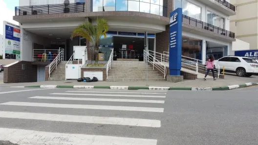 Ponto Comercial para alugar, 400m² no Centro, Santo Amaro da Imperatriz