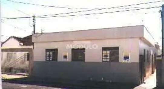 Casa com 3 Quartos para alugar, 70m² no Nossa Senhora Aparecida, Uberlândia