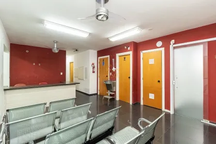 Imóvel Comercial à venda, 205m² no Água Verde, Curitiba