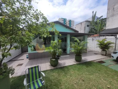 Casa com 3 Quartos à venda, 166m² no Centro, Caraguatatuba
