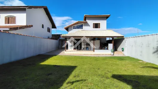Casa com 3 Quartos à venda, 160m² no Balneário Stella Maris, Peruíbe
