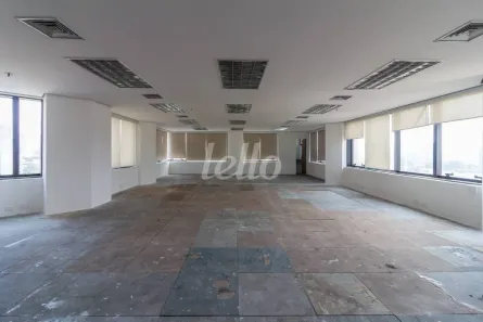 Sala Comercial para alugar, 546m² no Barra Funda, São Paulo