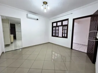 Casa com 2 Quartos à venda, 237m² no Vila Valparaíso, Santo André