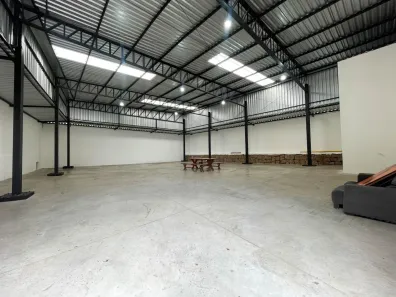 Galpão/Depósito/Armazém para alugar, 350m² no Jardim Paraíso, Itu