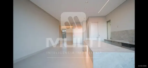 Casa de Condomínio com 4 Quartos à venda, 303m² no Centro, Uberlândia
