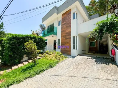 Casa de Condomínio com 3 Quartos para alugar, 210m² no Engenho do Mato, Niterói