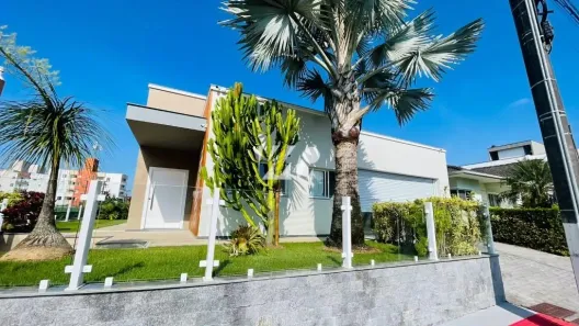 Casa com 4 Quartos à venda, 253m² no Pedra Branca, Palhoça
