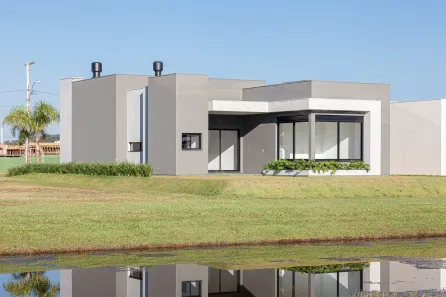 Casa de Condomínio com 3 Quartos à venda, 205m² no Torres, Torres