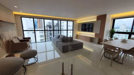 Apartamento com 4 Quartos à venda, 225m² no Centro, Balneário Camboriú