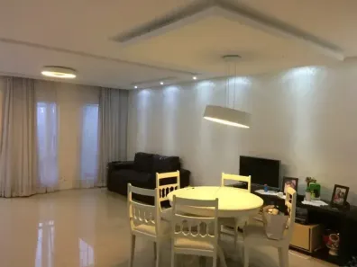 Casa com 4 Quartos à venda, 237m² no Jardim Vitória, Macaé