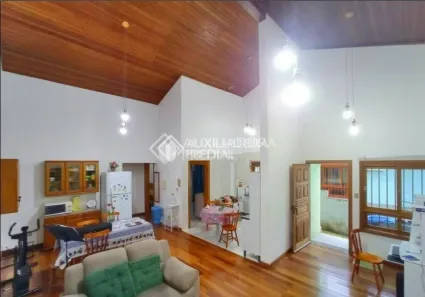 Casa de Condomínio com 4 Quartos à venda, 141m² no Mário Quintana, Porto Alegre