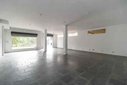 Ponto Comercial com 1 Quarto para alugar, 120m² no Cidade Industrial, Curitiba