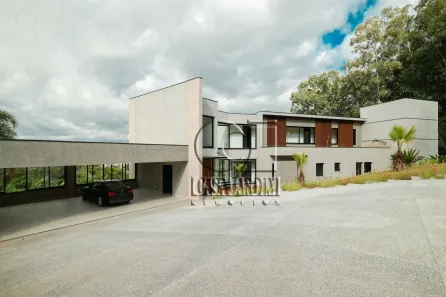 Casa de Condomínio com 5 Quartos para venda ou aluguel, 850m² no Residencial Tamboré, Barueri