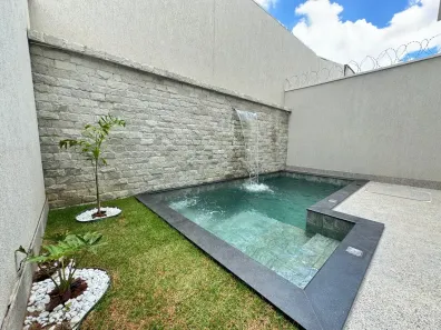Sobrado com 3 Quartos à venda, 168m² no Setor Três Marias, Goiânia