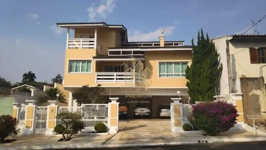 Sobrado com 8 Quartos à venda, 750m² no Vila Santista, Atibaia