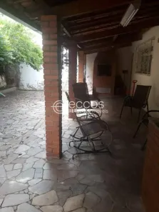 Casa com 3 Quartos à venda, 120m² no Saraiva, Uberlândia