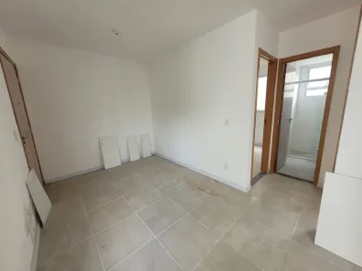 Apartamento com 2 Quartos para alugar, 40m² no Restinga, Porto Alegre
