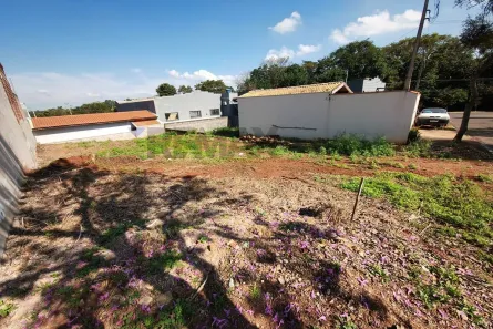 Lote/Terreno à venda, 300m² no Parque Residencial Imigrantes, Holambra