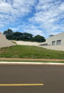 Lote/Terreno à venda, 635m² no Jardim Shangri-Lá, Bauru
