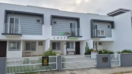 Casa com 2 Quartos à venda, 75m² no , Garopaba
