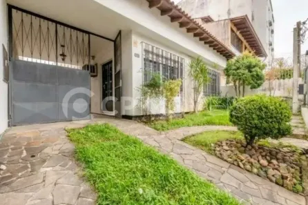 Casa com 3 Quartos à venda, 291m² no Boa Vista, Porto Alegre