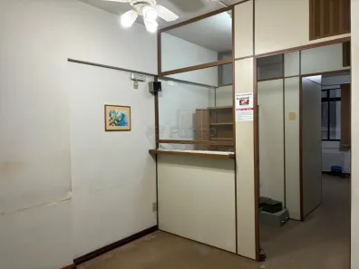 Sala Comercial à venda, 48m² no Centro, Pelotas