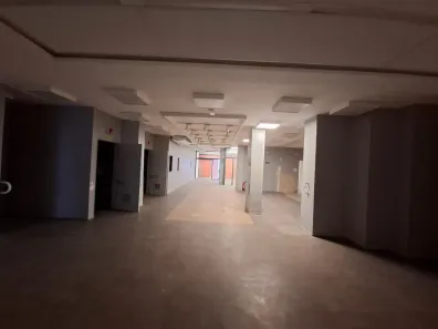 Ponto Comercial para alugar, 850m² no Centro, Nilópolis