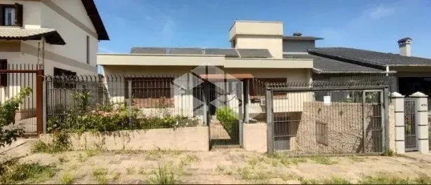 Casa com 4 Quartos à venda, 365m² no Petrópolis, Caxias do Sul