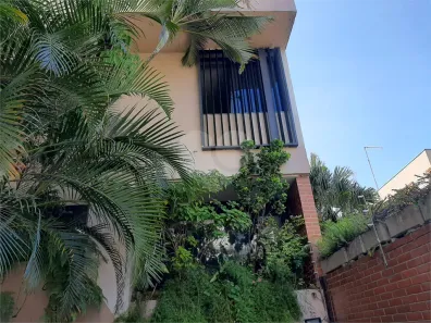 Sobrado com 4 Quartos à venda, 740m² no Vila Albertina, São Paulo