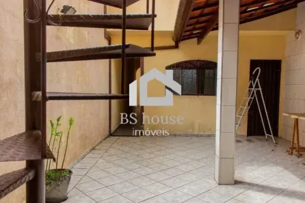 Sobrado com 4 Quartos para alugar, 249m² no Bangú, Santo André