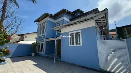 Casa com 3 Quartos à venda, 260m² no Itaipu, Niterói
