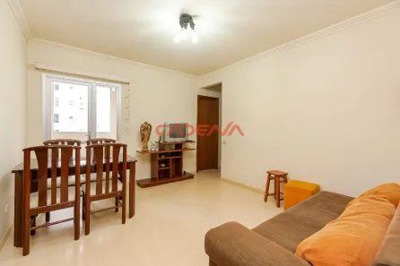 Apartamento com 2 Quartos à venda, 62m² no Rebouças, Curitiba