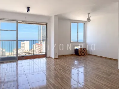 Apartamento com 2 Quartos à venda, 79m² no Leme, Rio de Janeiro