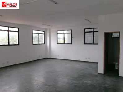 Sala Comercial para alugar, 58m² no Jardim da Glória, Cotia
