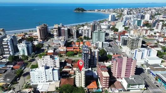 Apartamento com 3 Quartos à venda, 195m² no Centro, Guaratuba