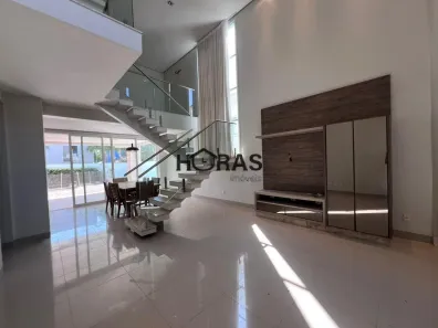 Casa de Condomínio com 3 Quartos para alugar, 252m² no Jardim Imperial, Cuiabá