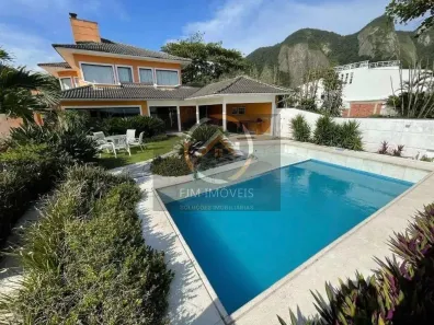 Casa com 7 Quartos à venda, 450m² no Itacoatiara, Niterói