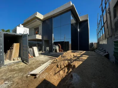 Casa com 4 Quartos à venda, 375m² no Jacuhy, Serra