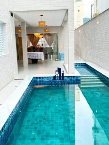 Casa com 4 Quartos para alugar, 250m² no Enseada, Guarujá