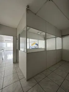 Sala Comercial para alugar, 700m² no Centro, Itajaí
