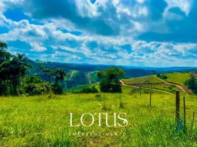 Lote/Terreno à venda, 600m² no Centro, Igaratá