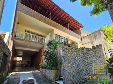 Casa com 4 Quartos à venda, 244m² no São Francisco, Niterói