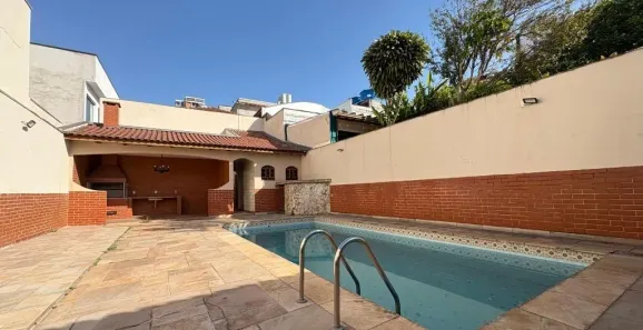 Casa com 5 Quartos para alugar, 490m² no Vila Gomes Cardim, São Paulo