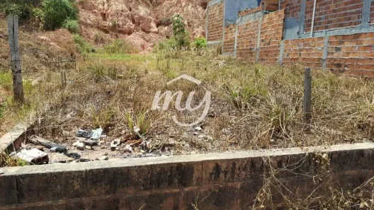 Lote/Terreno à venda, 300m² no Centro, Camaçari