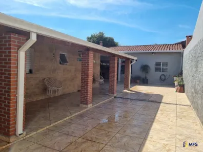 Casa com 3 Quartos à venda, 320m² no Jardim Toledo, Votorantim