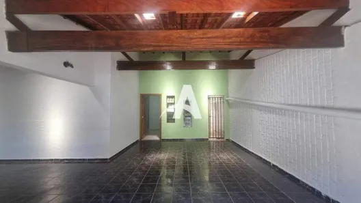 Casa com 3 Quartos para alugar, 150m² no Santa Luzia, Uberlândia