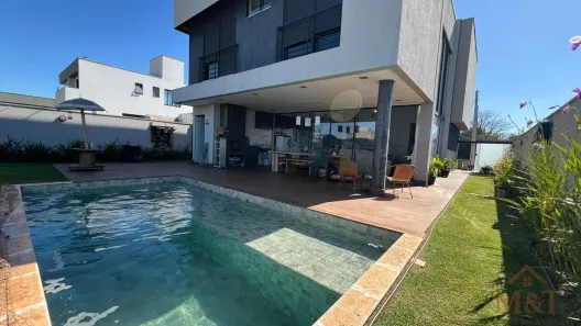 Casa de Condomínio com 3 Quartos à venda, 222m² no Parqville Pinheiros, Aparecida de Goiânia
