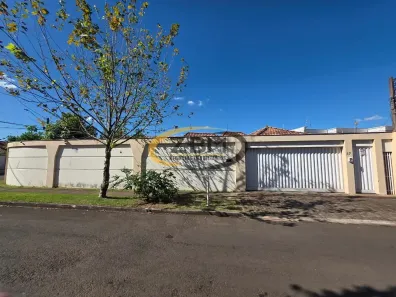 Casa com 3 Quartos à venda, 190m² no Igapó, Londrina