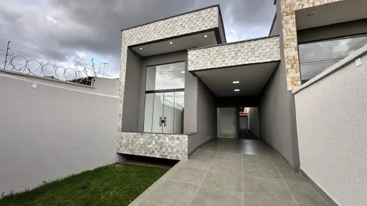 Casa com 3 Quartos à venda, 130m² no Itapoã, Aparecida de Goiânia