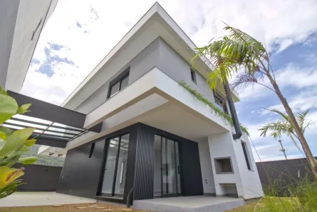 Casa com 3 Quartos à venda, 256m² no Lagoa da Conceição, Florianópolis